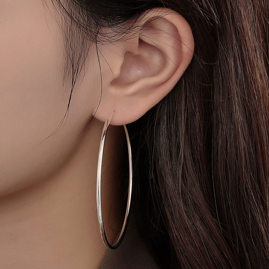 Mini stud earrings (3-5mm)