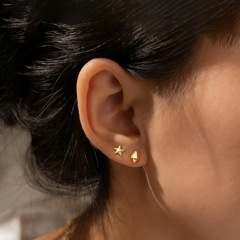 Regular stud earrings (5-7.5mm)